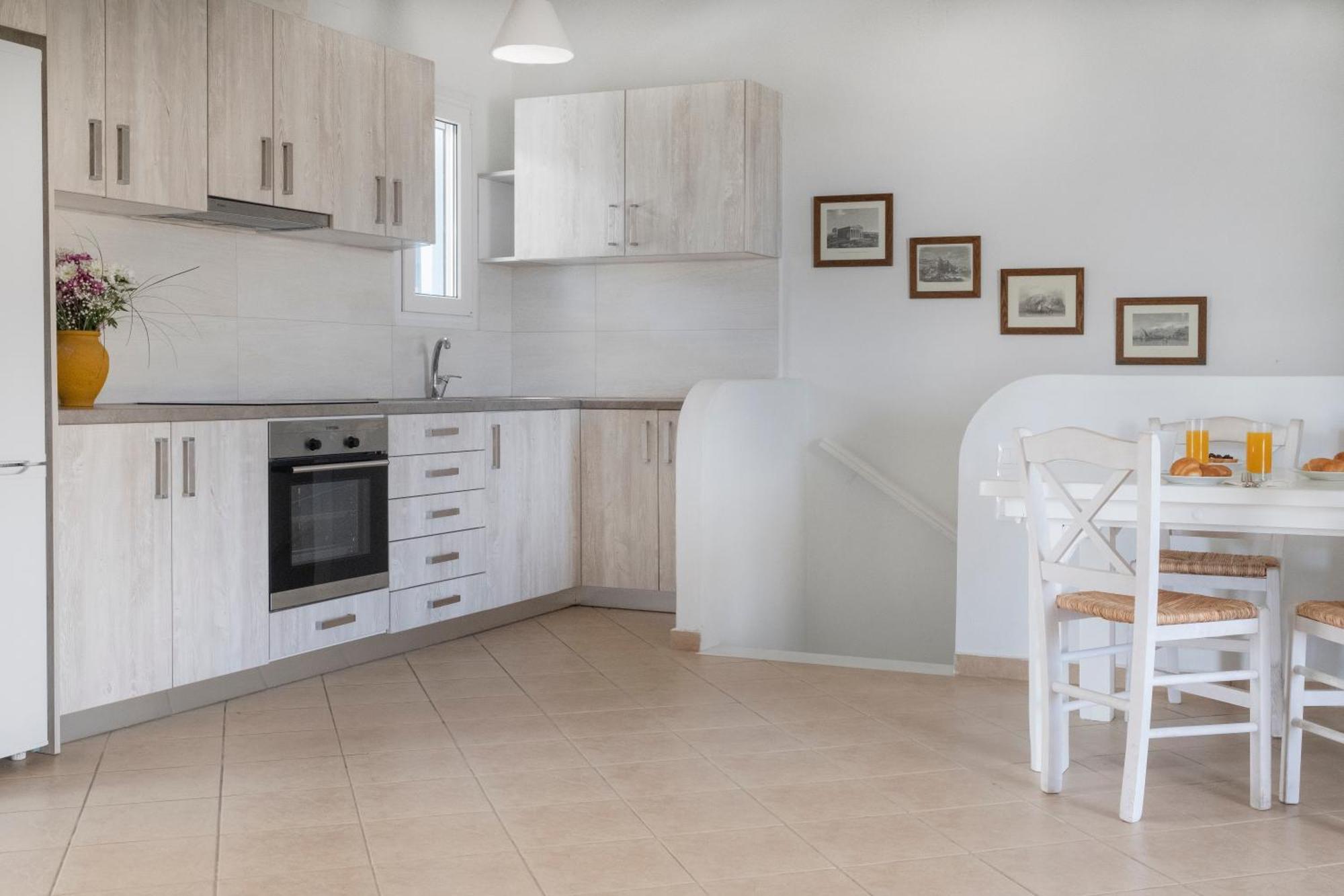 Mykonos Residence Villas & Suites Merchia Beach Ngoại thất bức ảnh